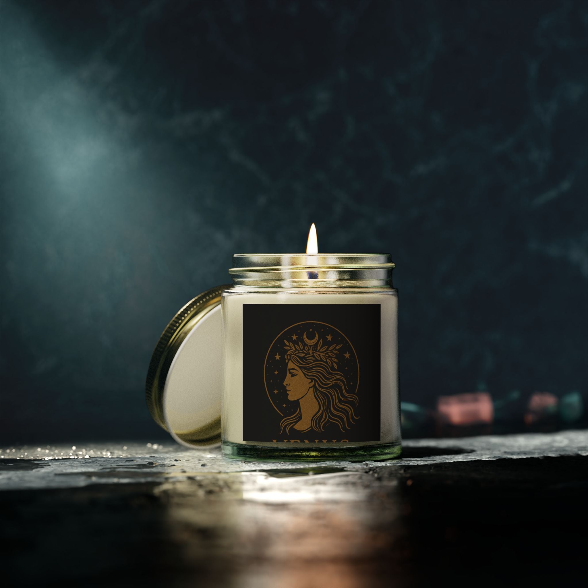 Venus Liberty Coconut Apricot Scented Candle