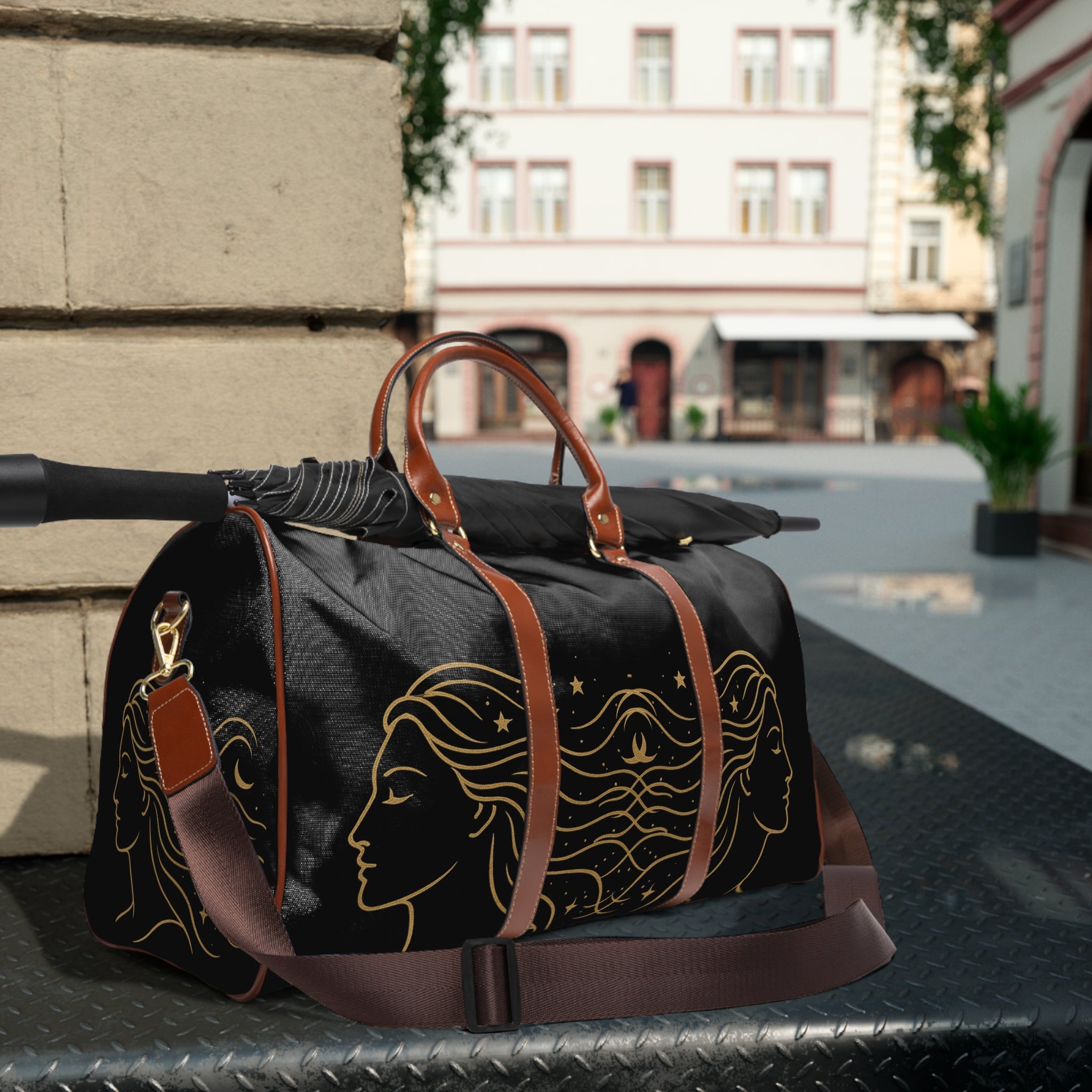 Venus Liberty Celestial Travel Bag