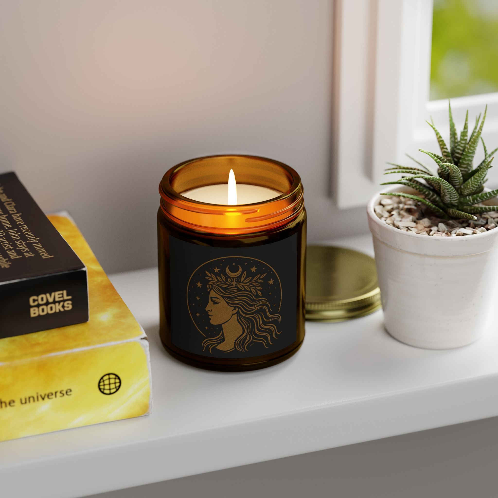 Venus Liberty Coconut Apricot Scented Candle